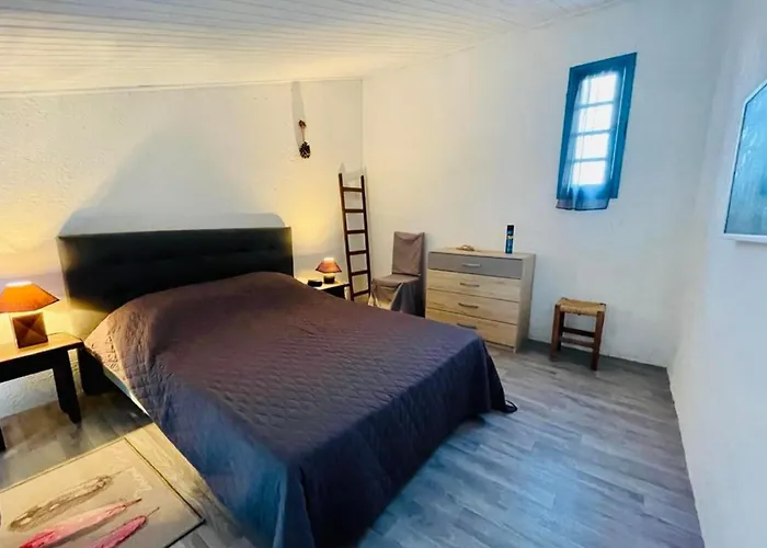 Beautiful At 100m From The Calcatoggio (Corsica)