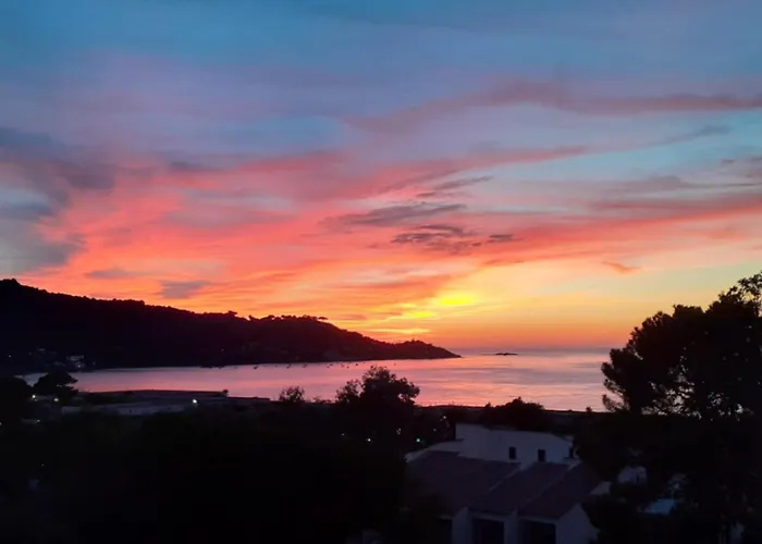 Beautiful At 100m From The * Calcatoggio (Corsica)